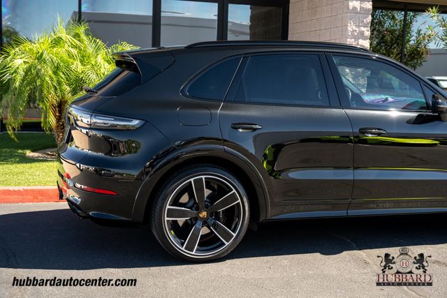 2023 Porsche Cayenne Turbo  - 23042558 - 30