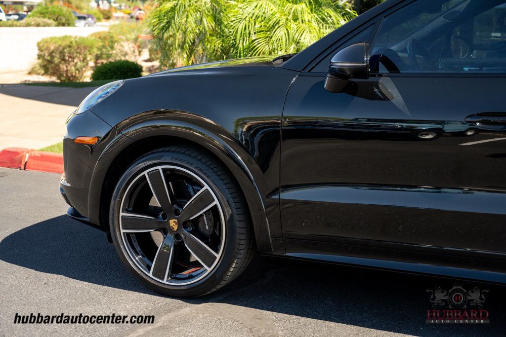 2023 Porsche Cayenne Turbo  - 23042558 - 32