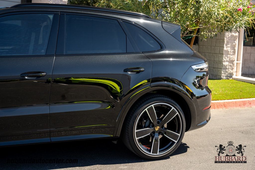 2023 Porsche Cayenne Turbo  - 23042558 - 34
