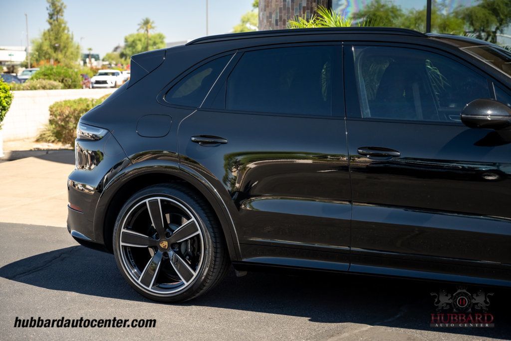 2023 Porsche Cayenne Turbo  - 23042558 - 36