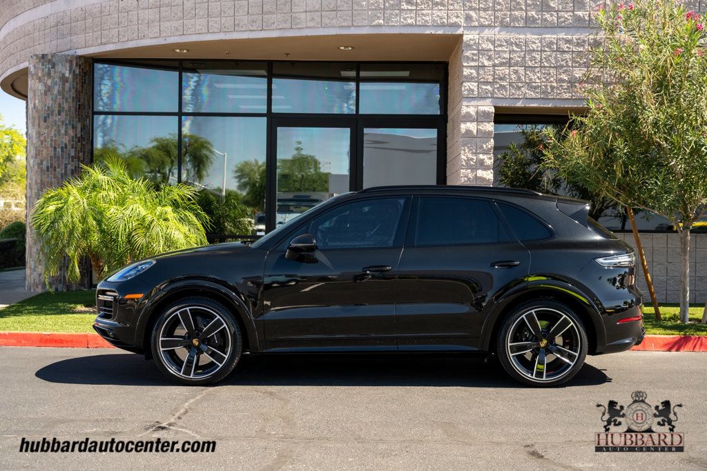 2023 Porsche Cayenne Turbo  - 23042558 - 4