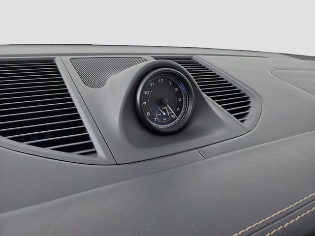 2023 Porsche Macan   - 23038916 - 14