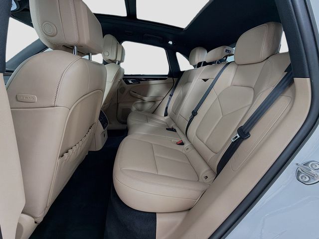 2023 Porsche Macan   - 23038916 - 22