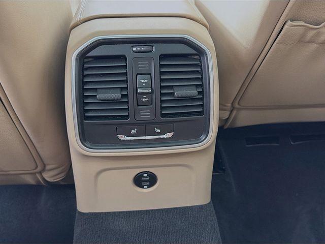 2023 Porsche Macan   - 23038916 - 25
