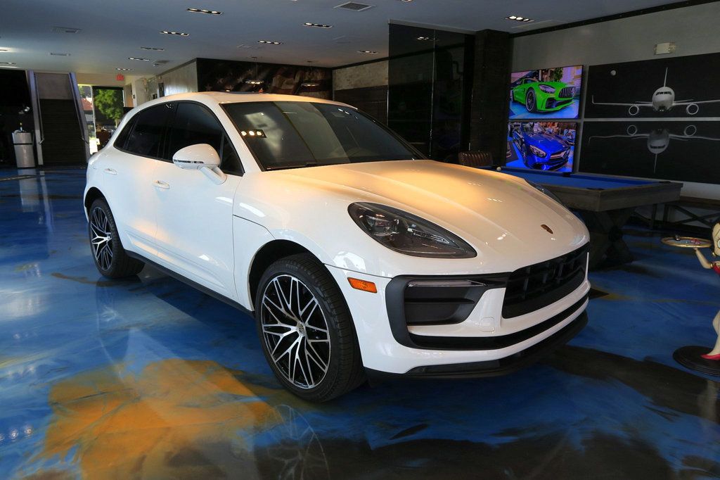2023 Porsche Macan AWD  - 22888952 - 0