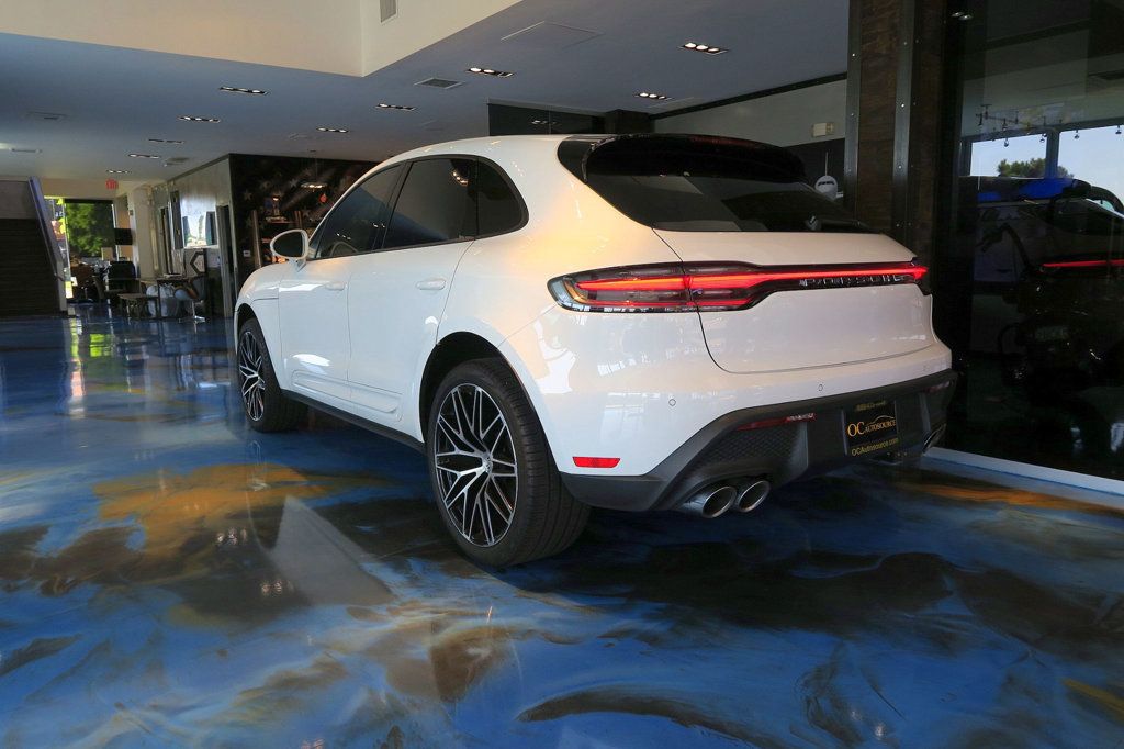 2023 Porsche Macan T photo 38