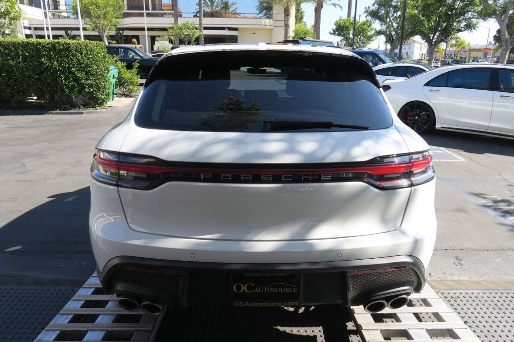 2023 Porsche Macan T photo 41