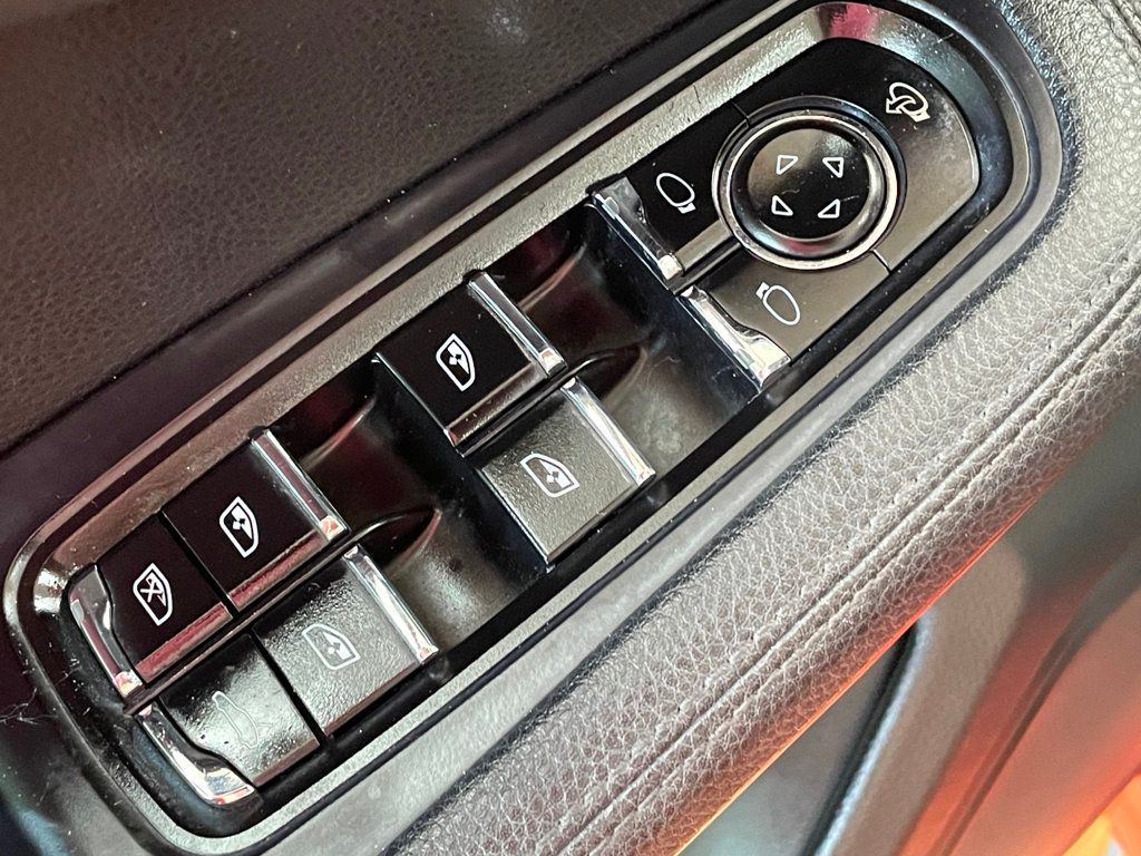 2023 Porsche Macan Base - 23034221 - 15