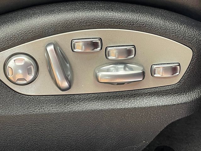 2023 Porsche Macan Base - 23034221 - 26
