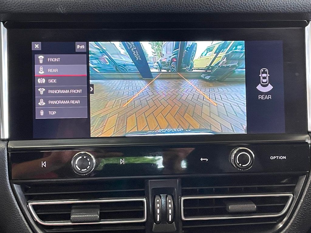 2023 Porsche Macan Base - 23034221 - 32