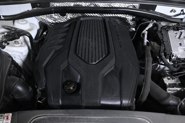 2023 Porsche Macan Base - 22953535 - 24