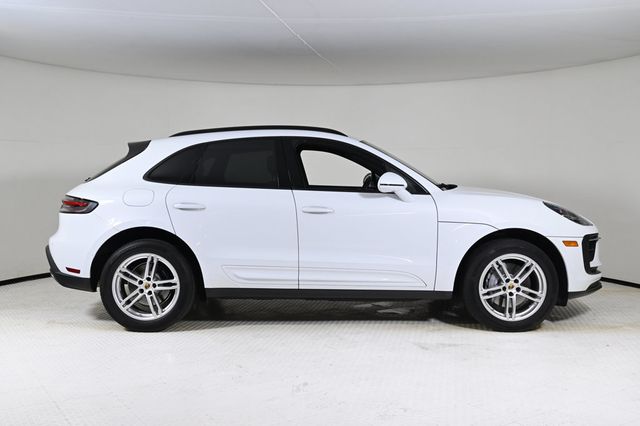 2023 Porsche Macan Base - 22953535 - 7