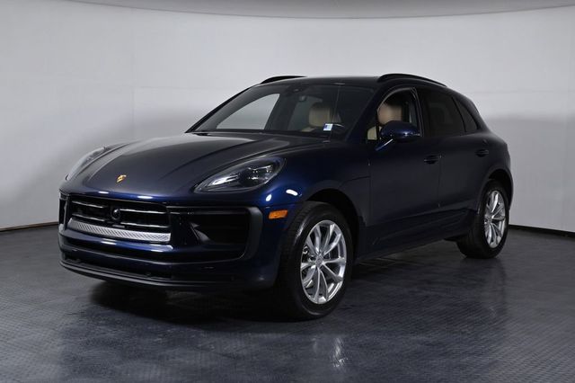 2023 Porsche Macan Base - 23011470 - 0