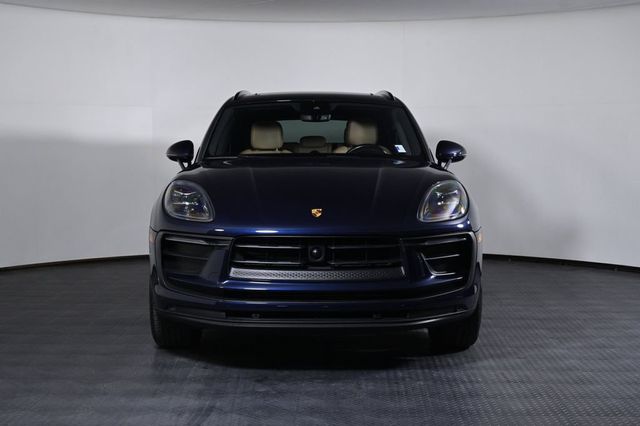 2023 Porsche Macan Base - 23011470 - 9