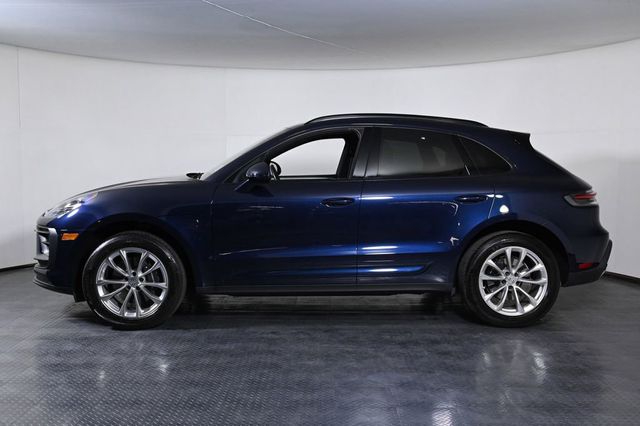 2023 Porsche Macan Base - 23011470 - 1