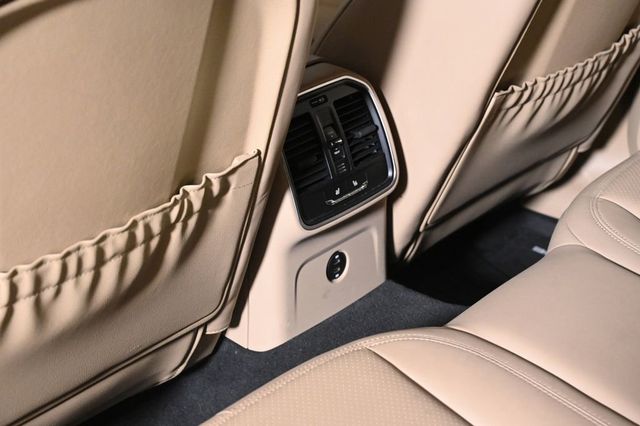 2023 Porsche Macan Base - 23011470 - 19