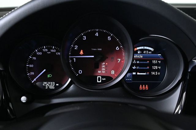 2023 Porsche Macan Base - 23021069 - 12