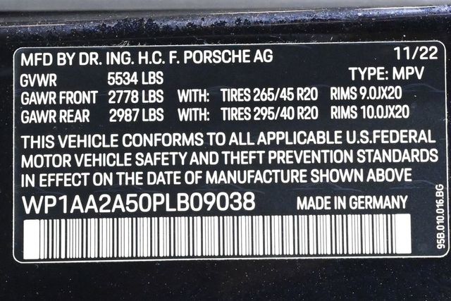 2023 Porsche Macan Base - 23021069 - 30