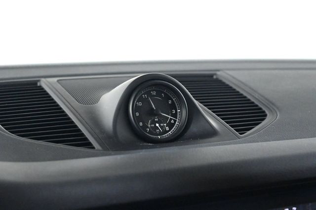 2023 Porsche Macan Base - 23023051 - 22