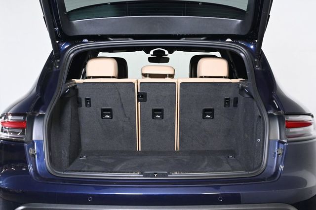 2023 Porsche Macan Base - 23023051 - 23