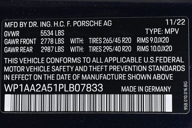 2023 Porsche Macan Base - 23023051 - 26