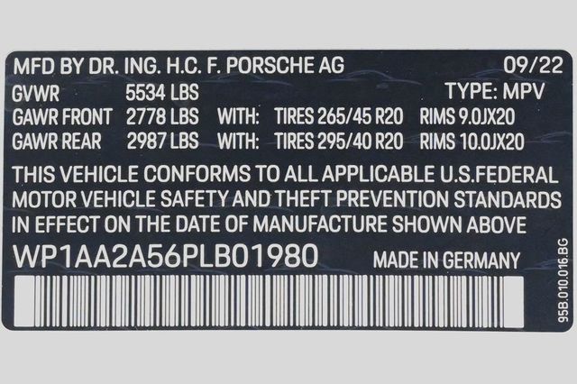 2023 Porsche Macan Base - 23023052 - 29