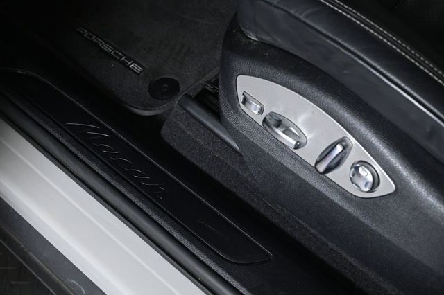 2023 Porsche Macan Base - 23036324 - 23