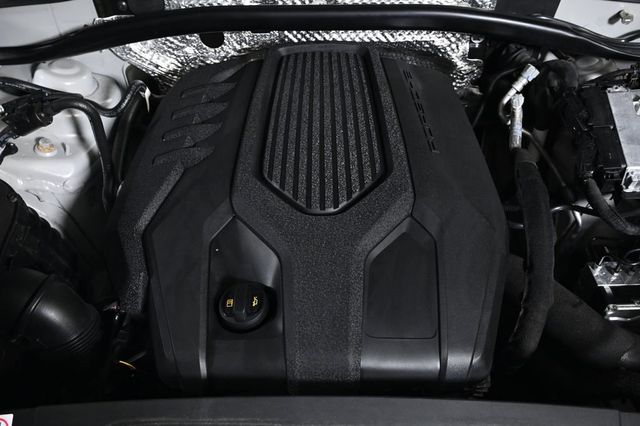 2023 Porsche Macan Base - 23036324 - 26