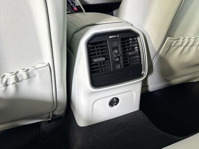 2023 Porsche Macan Base - 23051726 - 19