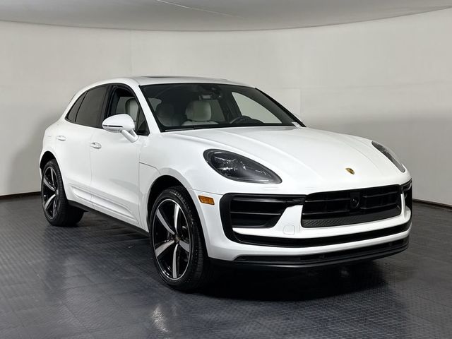 2023 Porsche Macan Base - 23051726 - 8