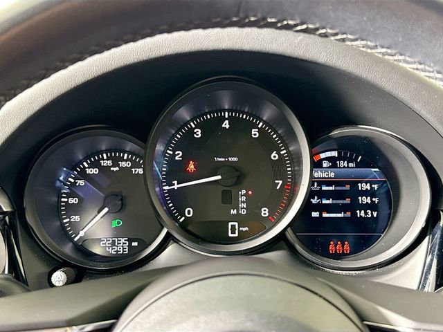 2023 Porsche Macan Base - 23055740 - 12