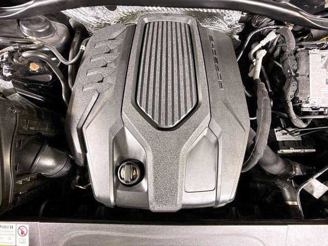 2023 Porsche Macan Base - 23055740 - 26