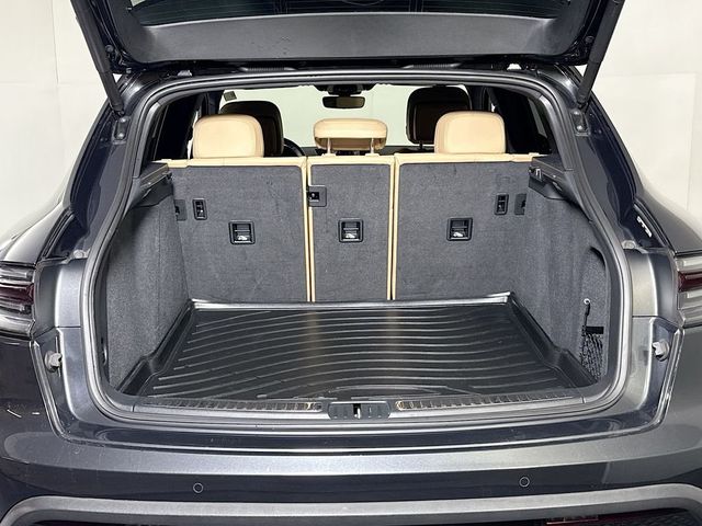 2023 Porsche Macan Base - 23059747 - 24