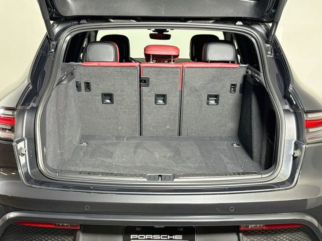 2023 Porsche Macan Base - 23071954 - 26