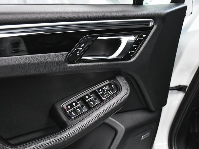 2023 Porsche Macan Base - 22928203 - 9