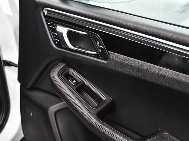 2023 Porsche Macan Base - 22928203 - 15