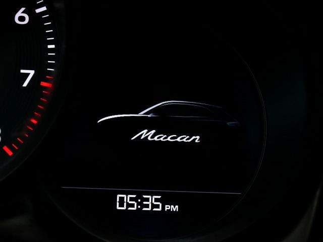 2023 Porsche Macan Base - 22928203 - 35