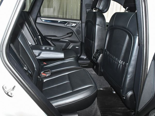 2023 Porsche Macan Base - 22928203 - 53