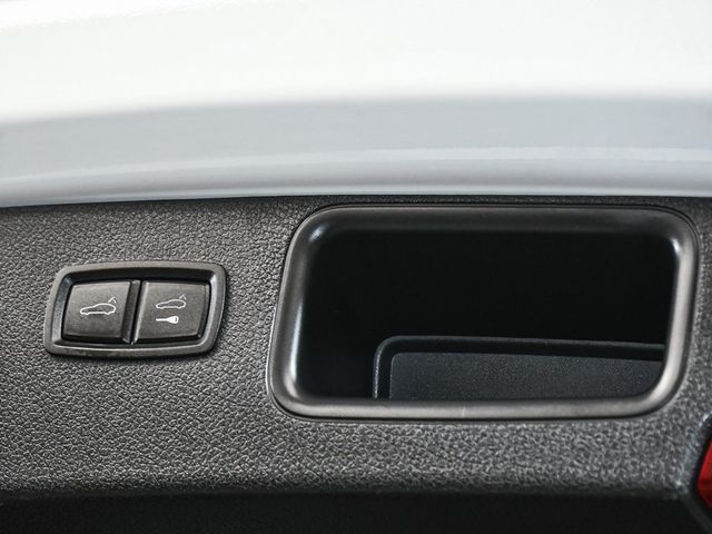 2023 Porsche Macan Base - 22928203 - 63