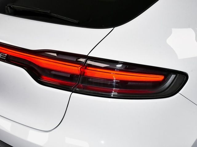 2023 Porsche Macan Base - 22928203 - 81