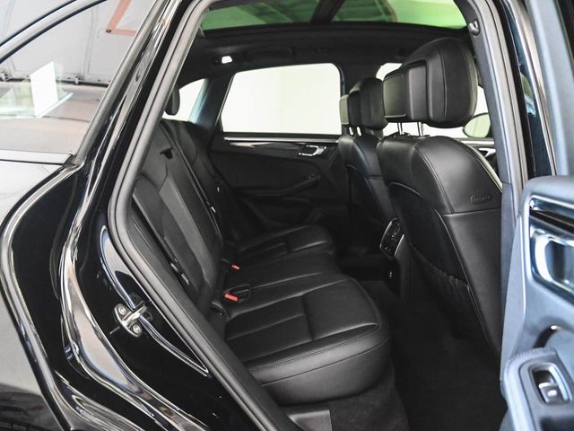 2023 Porsche Macan Base - 22917015 - 30