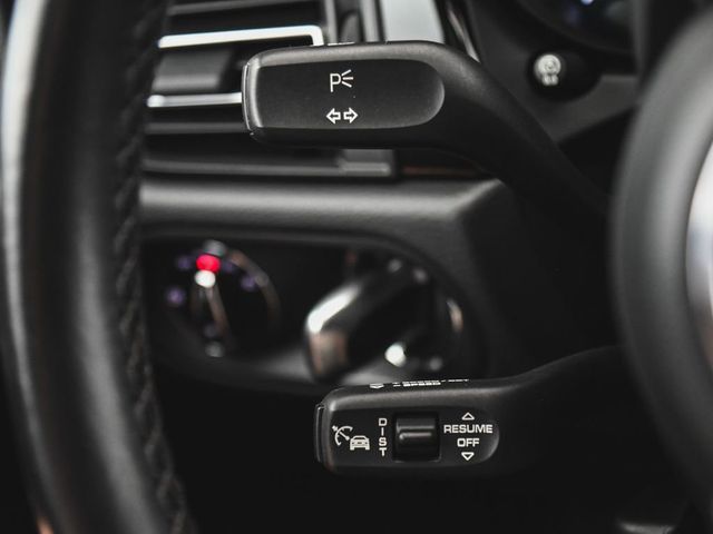 2023 Porsche Macan Base - 23068620 - 25
