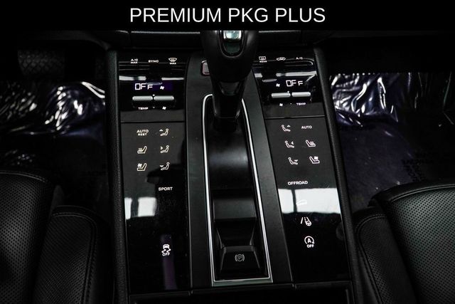 2023 Porsche Macan Base - 23049168 - 26