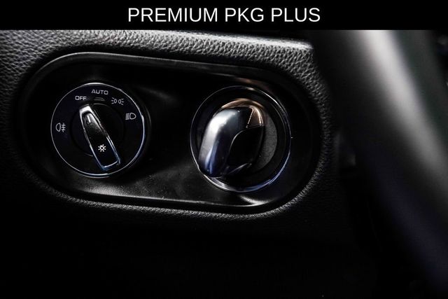 2023 Porsche Macan Base - 23049168 - 40