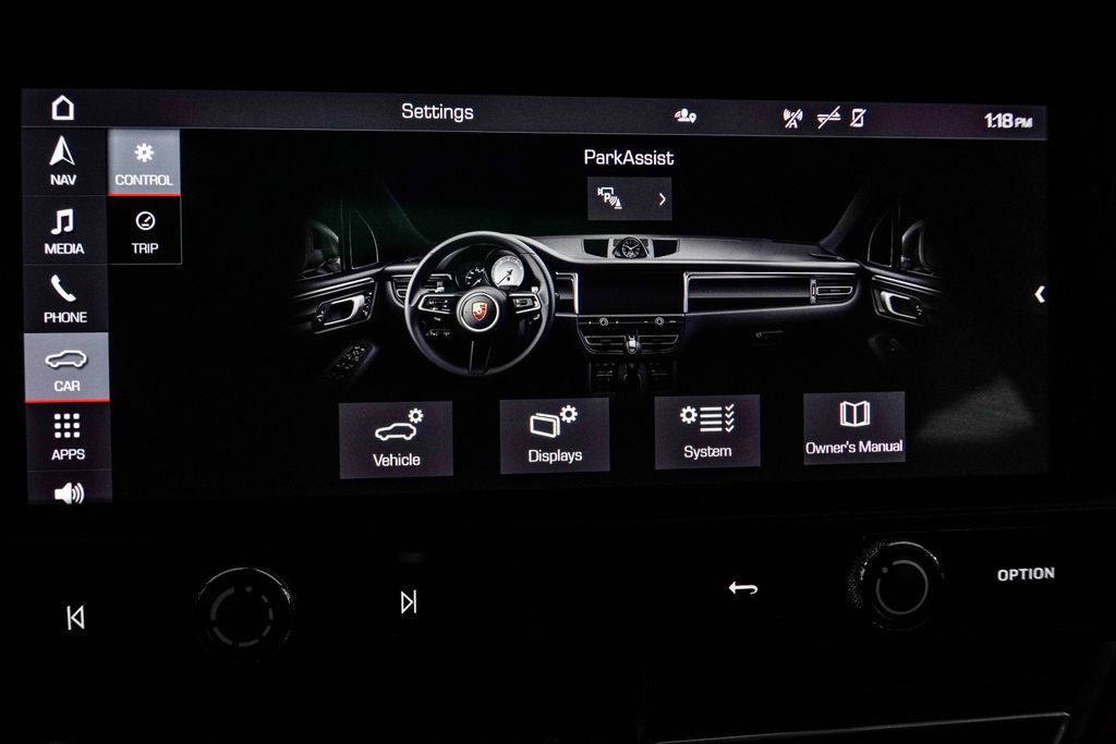 Porsche Macan photo 31