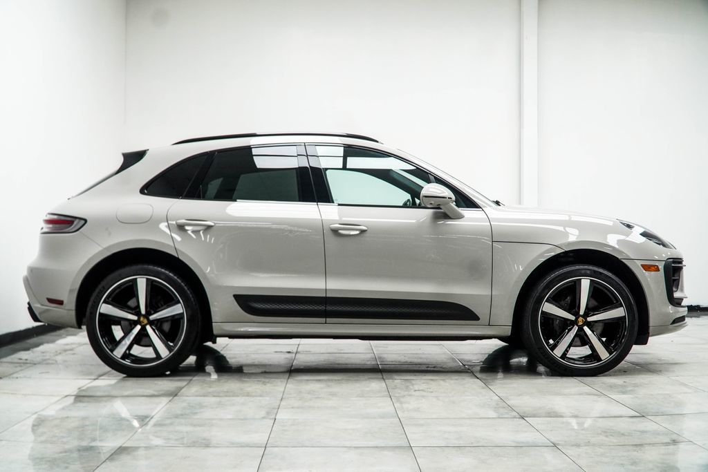 Porsche Macan photo 7