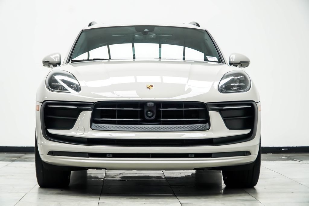Porsche Macan photo 8