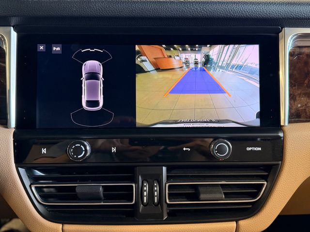 2023 Porsche Macan Base - 23072675 - 26