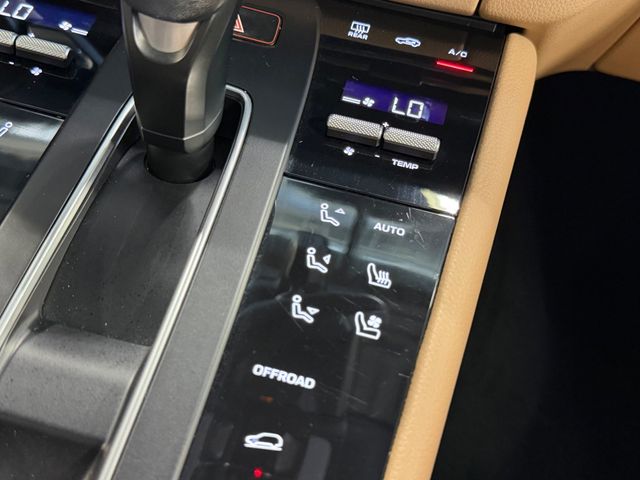 2023 Porsche Macan Base - 23072675 - 29