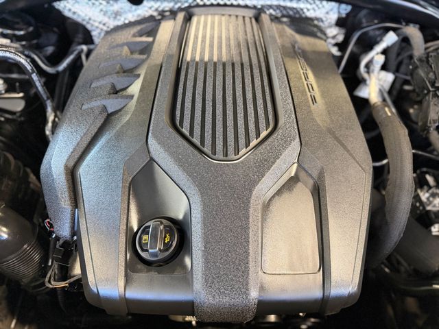 2023 Porsche Macan Base - 23072675 - 33
